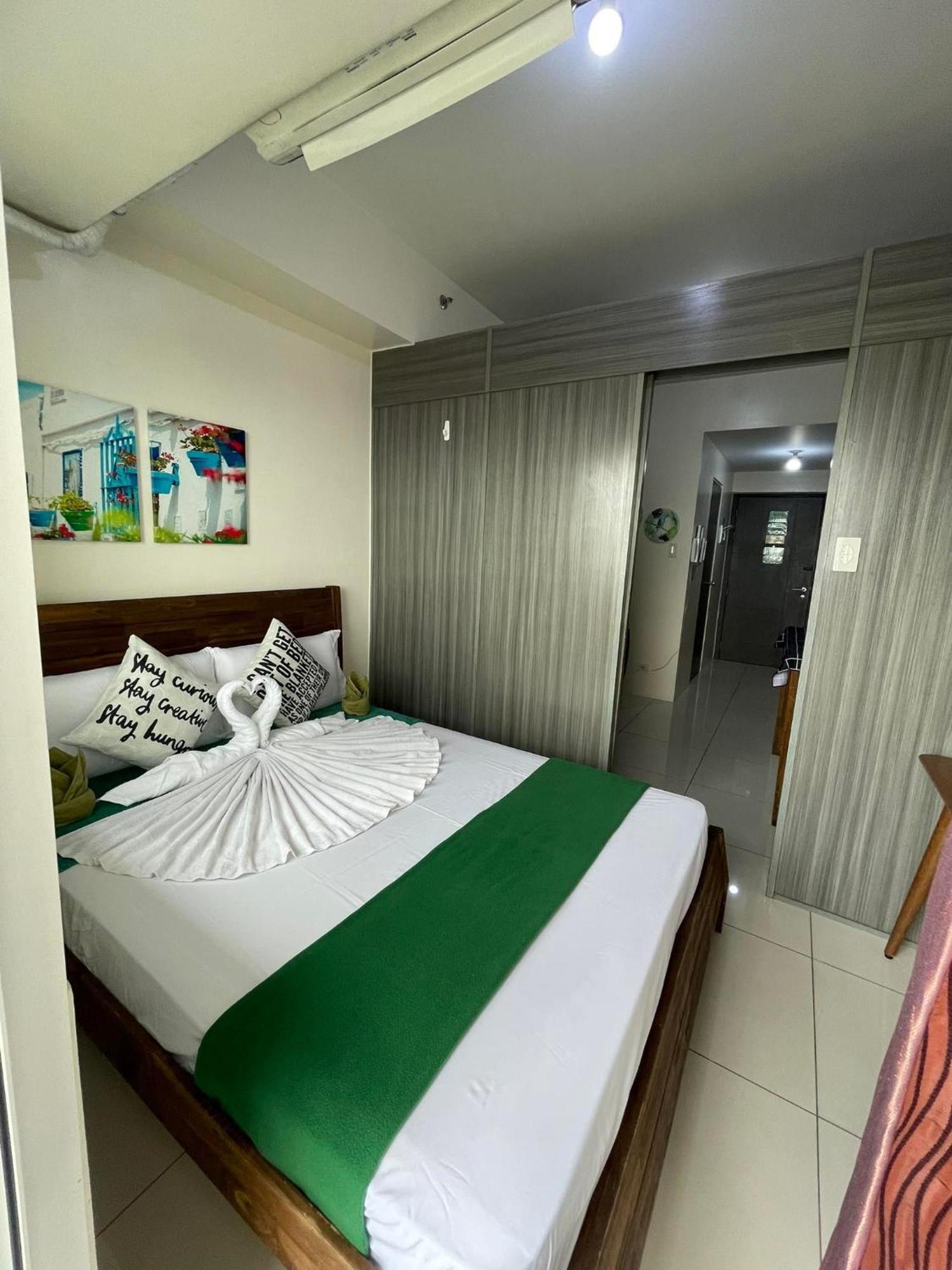 Green Residences Staycation By Pbyy Manila Exterior foto